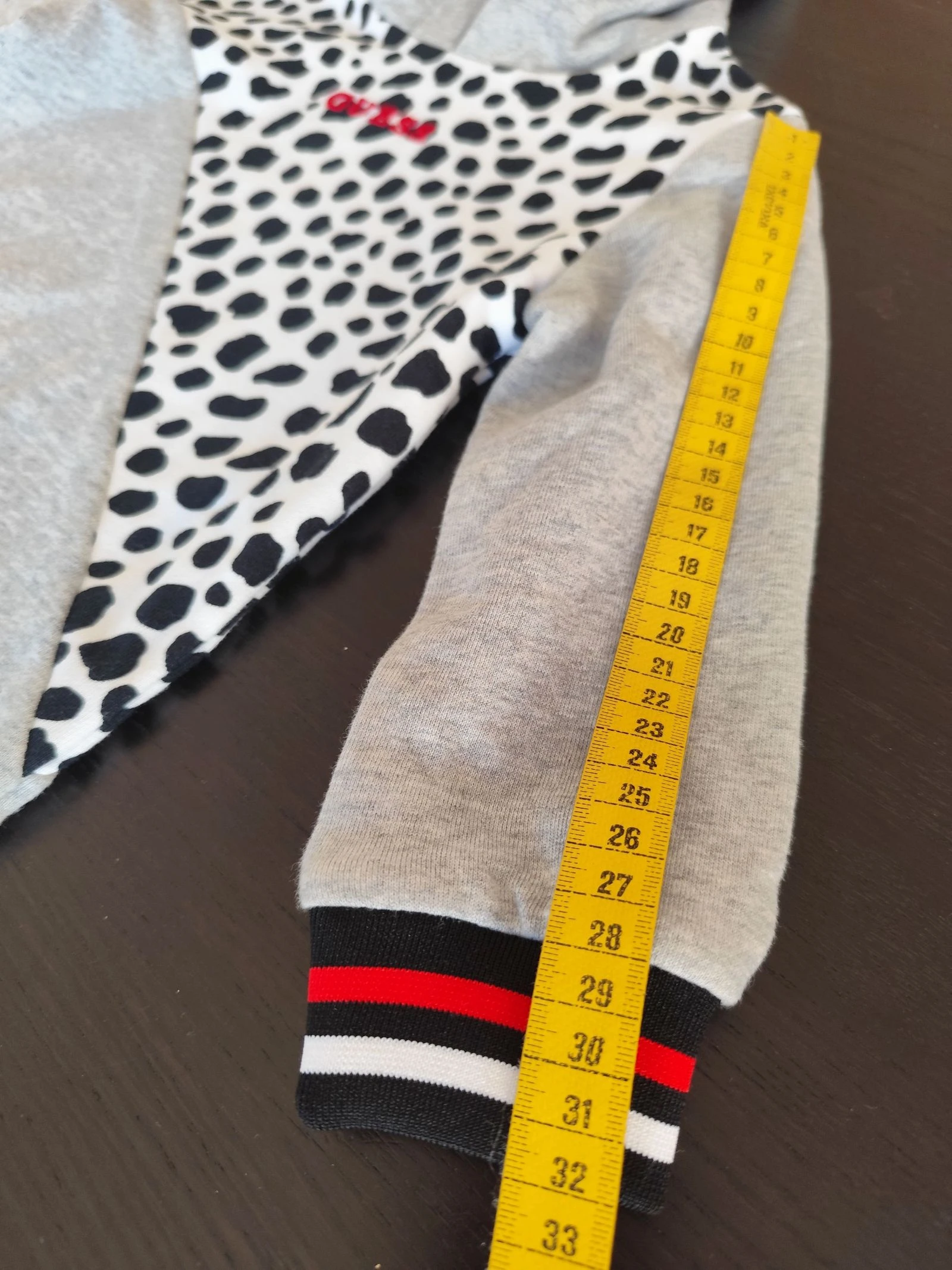 Robe / Sweatshirt long pour fille marque Guess (Neuf - 2 ans) – photo 10